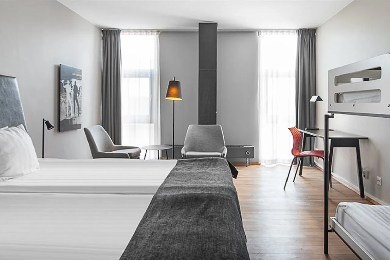 Quality Hotel 11 & Eriksbergshallen Gothenburg
