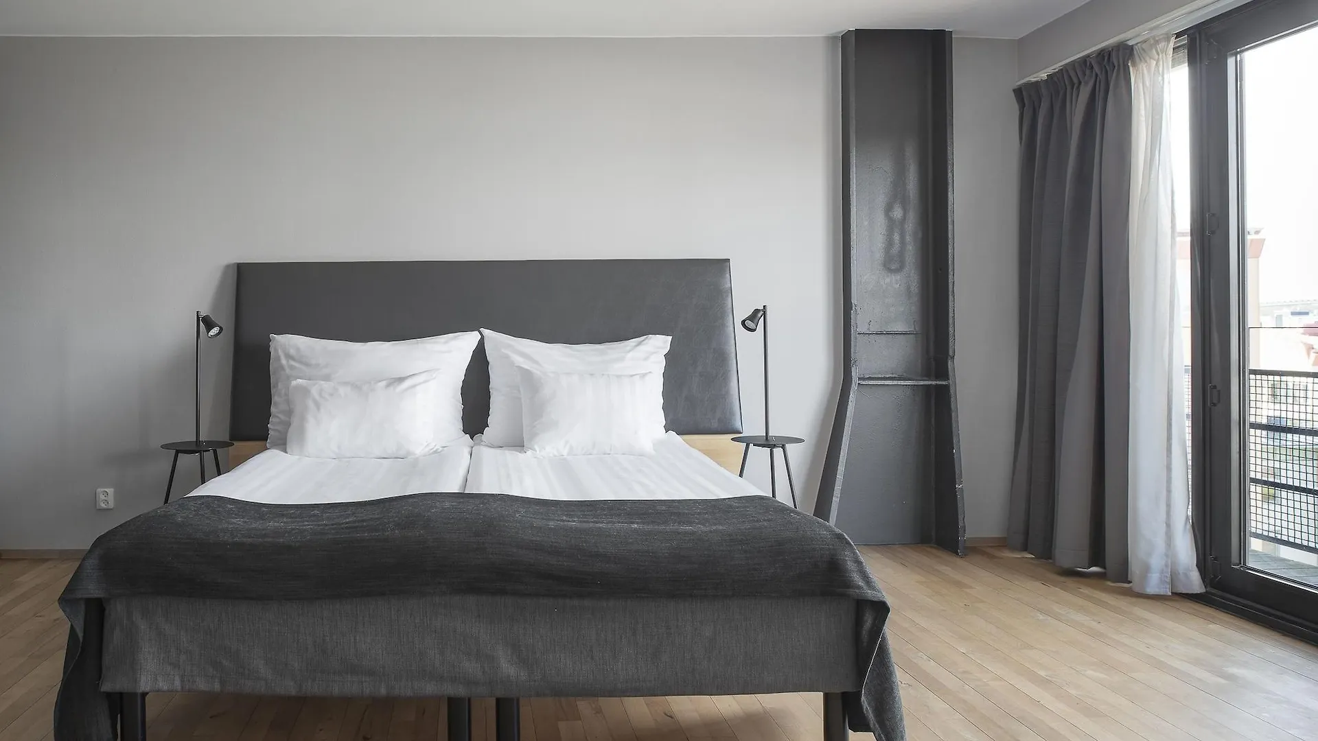 Quality Hotel 11 & Eriksbergshallen Gothenburg