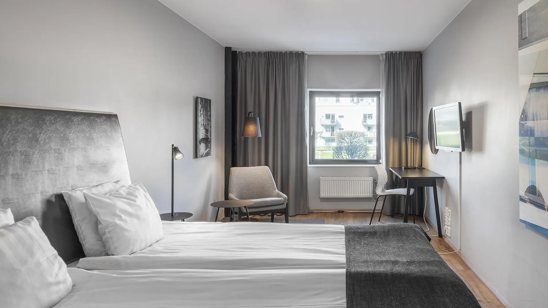 Quality Hotel 11 & Eriksbergshallen Gothenburg