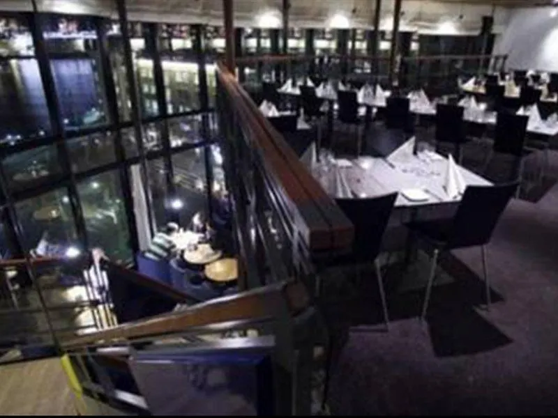 Quality Hotel 11 & Eriksbergshallen Gothenburg